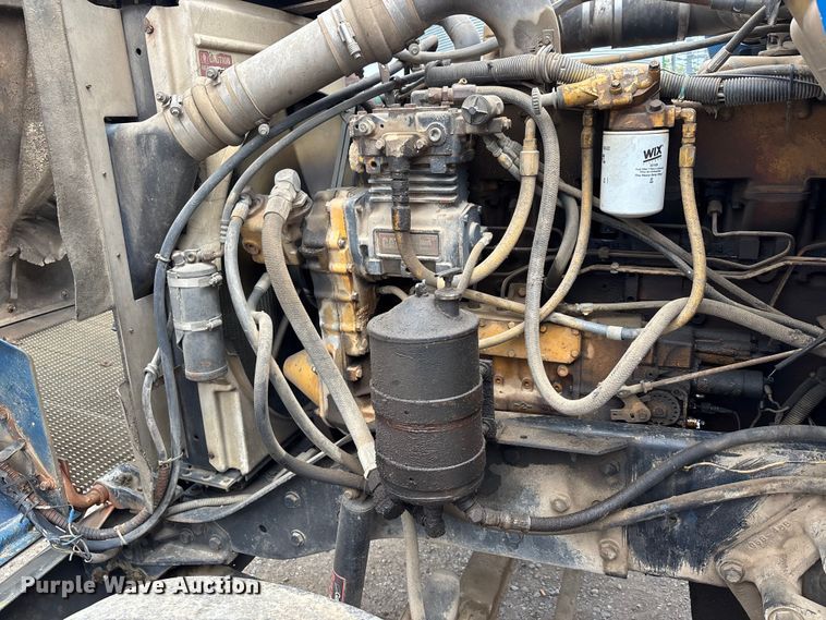 image for item DT0183 1988 Kenworth W90 flatbed truck