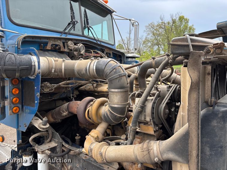 image for item DT0183 1988 Kenworth W90 flatbed truck