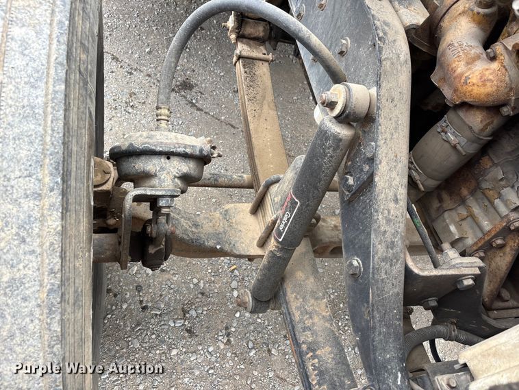 image for item DT0183 1988 Kenworth W90 flatbed truck