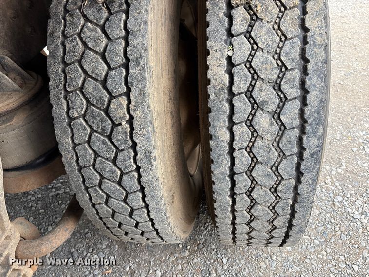 image for item DT0183 1988 Kenworth W90 flatbed truck