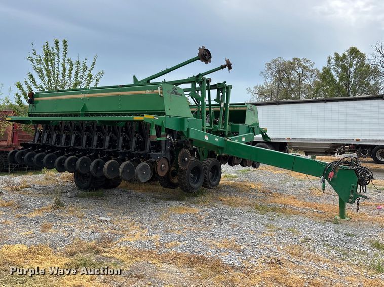 image for item DT0184 2014 Great Plains 2N-3010-4875 no-till grain drill
