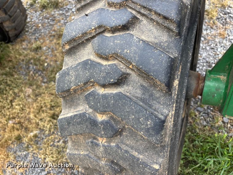 image for item DT0184 2014 Great Plains 2N-3010-4875 no-till grain drill