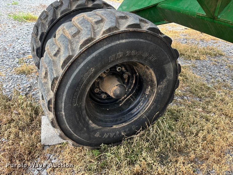 image for item DT0184 2014 Great Plains 2N-3010-4875 no-till grain drill