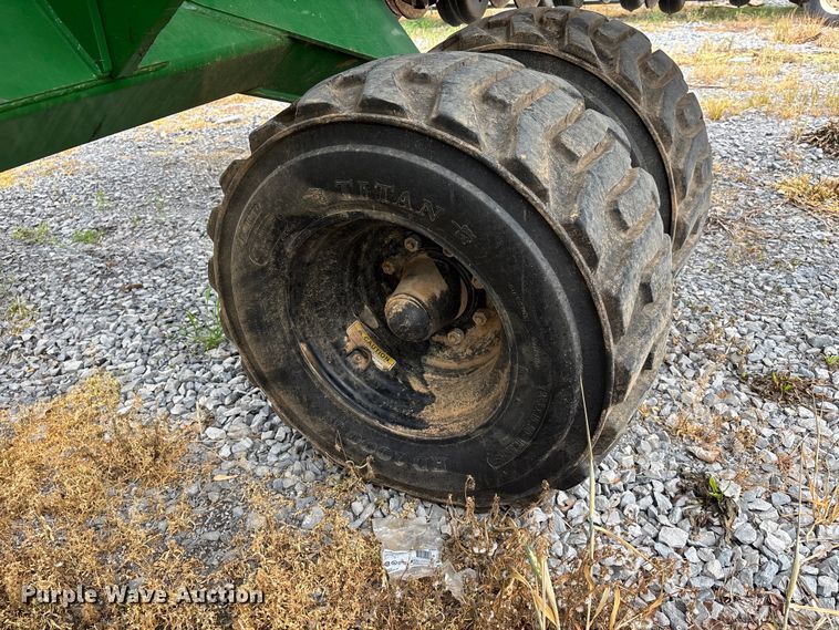 image for item DT0184 2014 Great Plains 2N-3010-4875 no-till grain drill