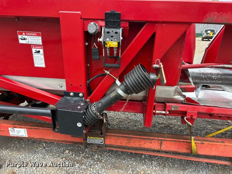 image for item DT0185 2008 Case IH 3412 corn head