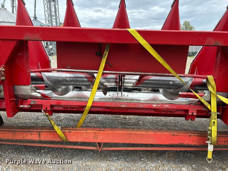 image for item DT0185 2008 Case IH 3412 corn head