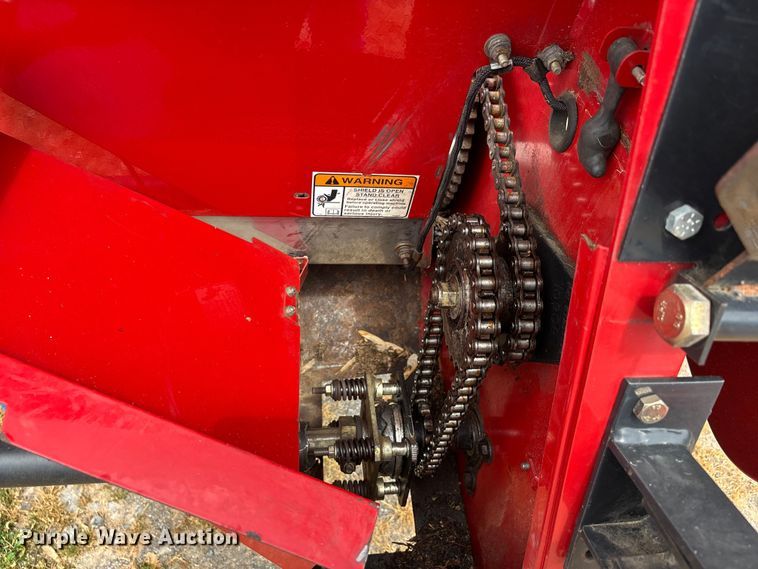 image for item DT0185 2008 Case IH 3412 corn head