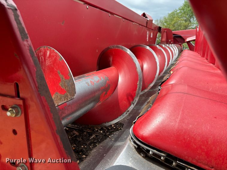 image for item DT0185 2008 Case IH 3412 corn head