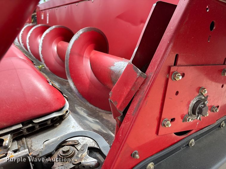 image for item DT0185 2008 Case IH 3412 corn head