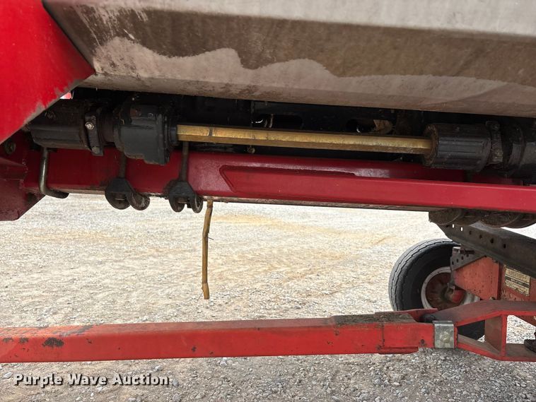 image for item DT0185 2008 Case IH 3412 corn head