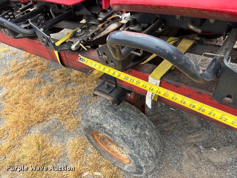 image for item DT0185 2008 Case IH 3412 corn head