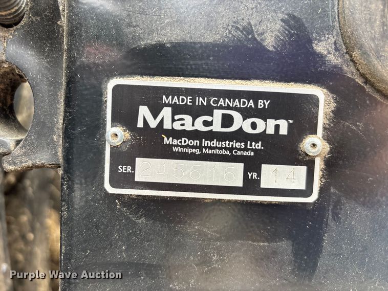 image for item DT0186 2014 MacDon FD75-S flex draper head