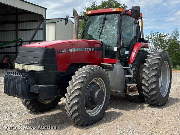 image for item DT0188 2001 Case IH MX240 Magnum MFWD tractor
