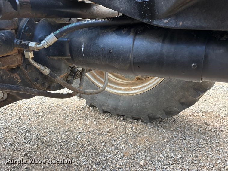 image for item DT0188 2001 Case IH MX240 Magnum MFWD tractor