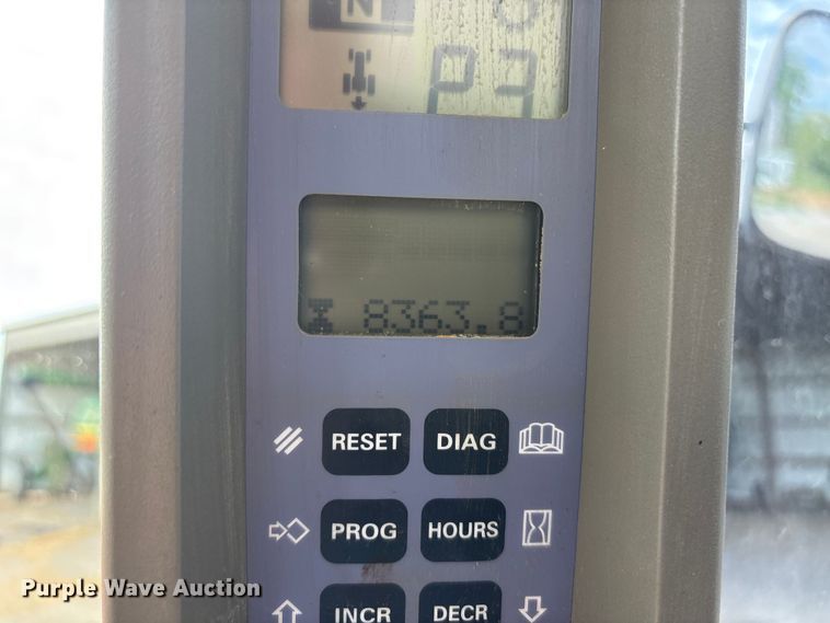 image for item DT0188 2001 Case IH MX240 Magnum MFWD tractor