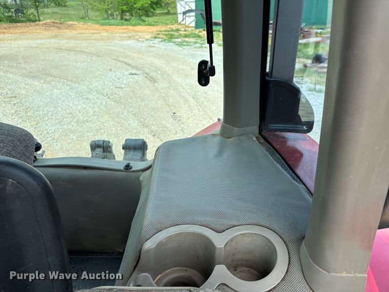 image for item DT0188 2001 Case IH MX240 Magnum MFWD tractor