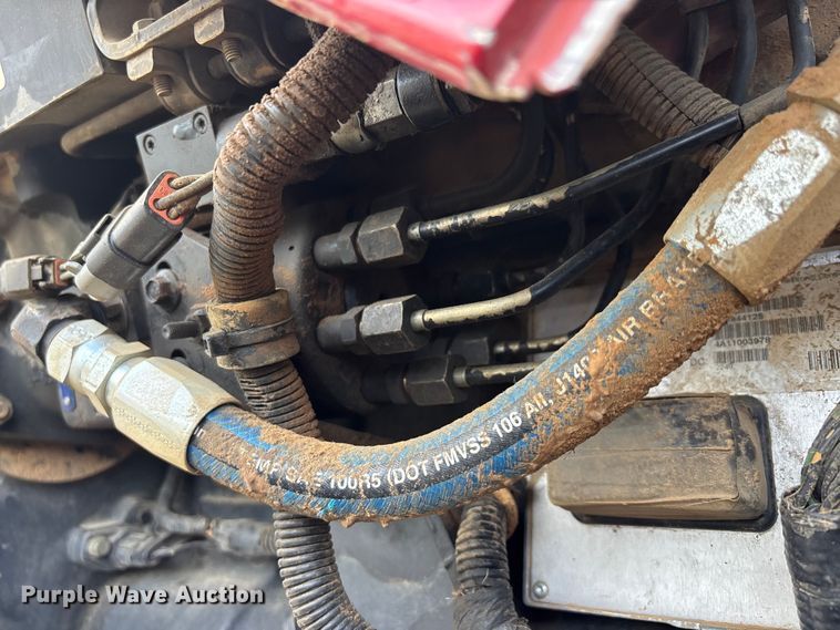 image for item DT0188 2001 Case IH MX240 Magnum MFWD tractor