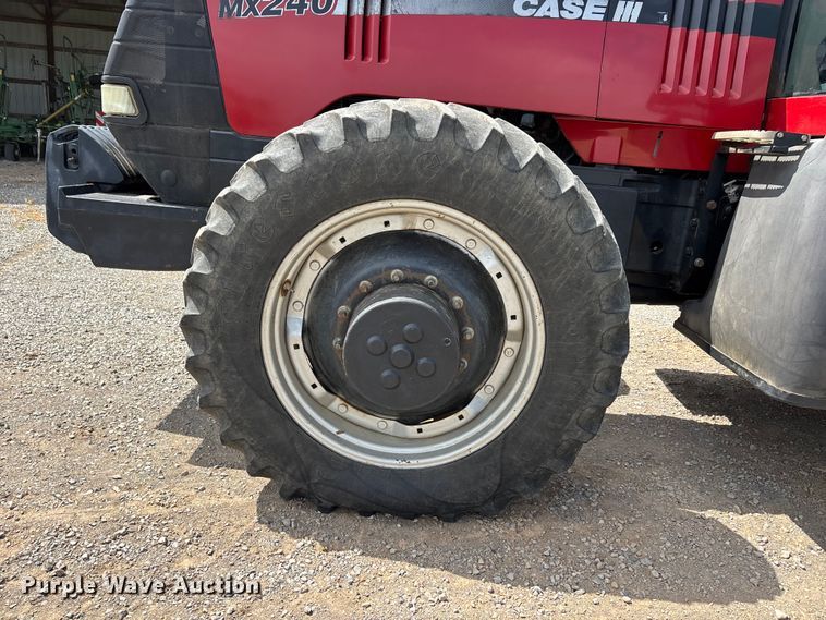 image for item DT0188 2001 Case IH MX240 Magnum MFWD tractor