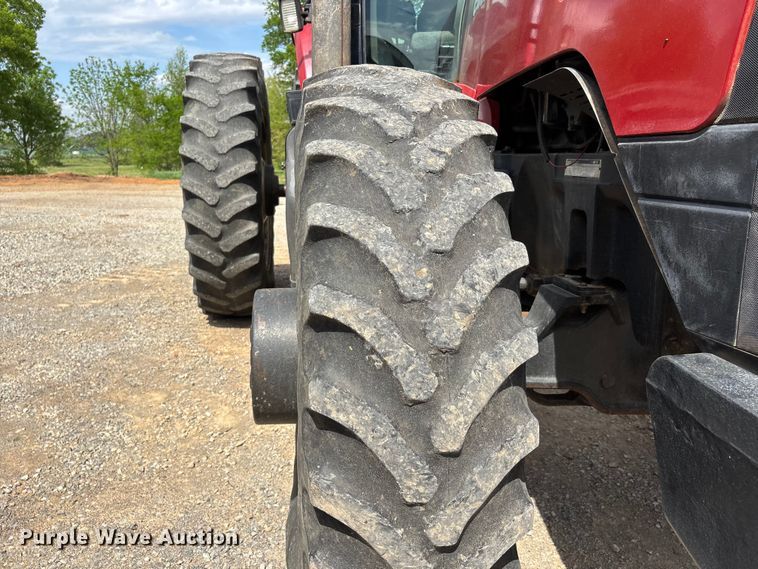 image for item DT0188 2001 Case IH MX240 Magnum MFWD tractor