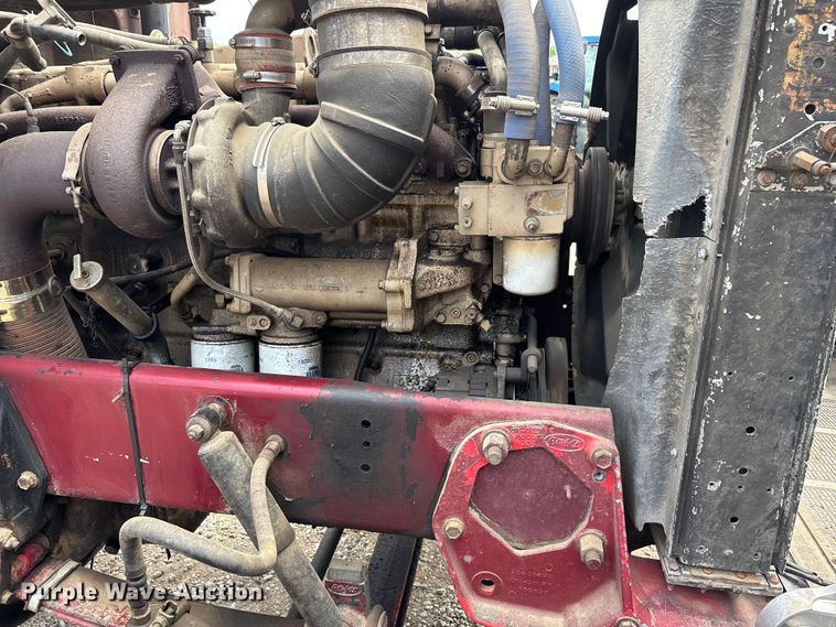 image for item DT0189 1987 Peterbilt 379 semi truck