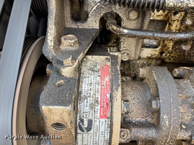 image for item DT0189 1987 Peterbilt 379 semi truck