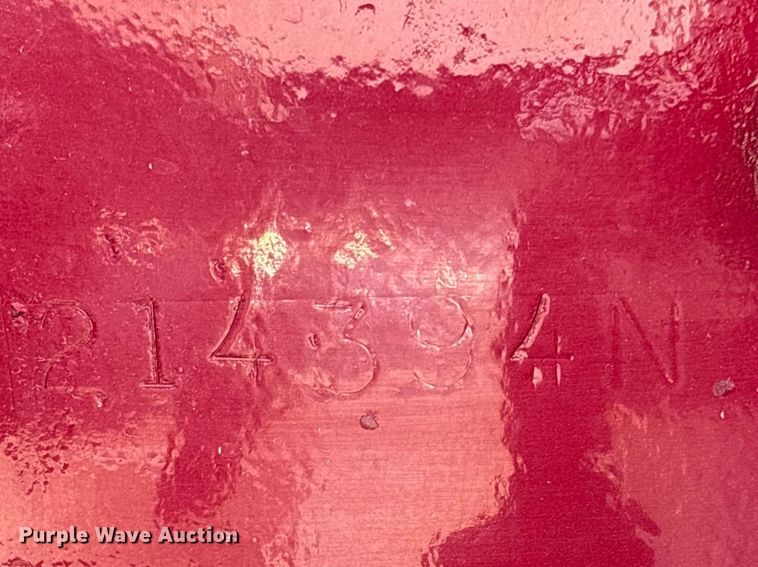 image for item DT0189 1987 Peterbilt 379 semi truck