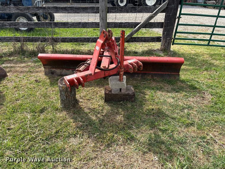 image for item DT0193 TufLine Grader Plow GB4 96 blade