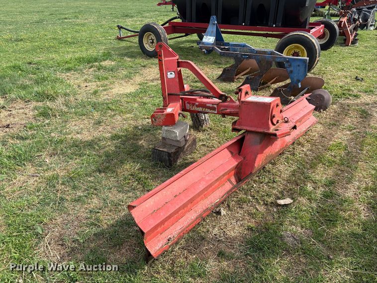 image for item DT0193 TufLine Grader Plow GB4 96 blade