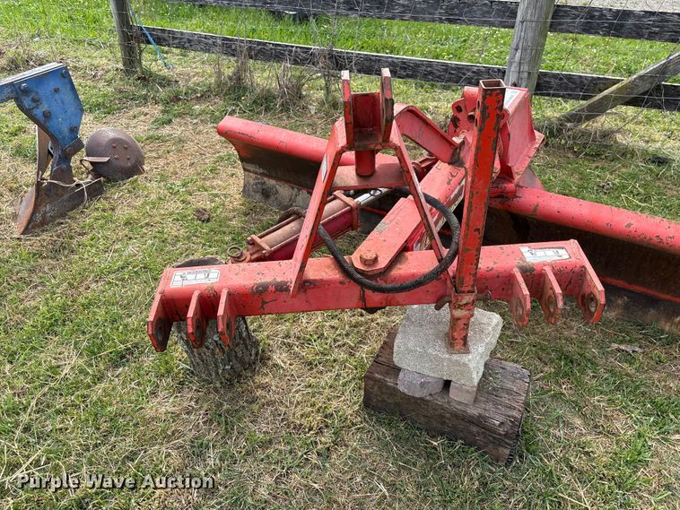 image for item DT0193 TufLine Grader Plow GB4 96 blade