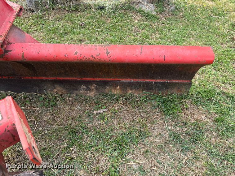 image for item DT0193 TufLine Grader Plow GB4 96 blade