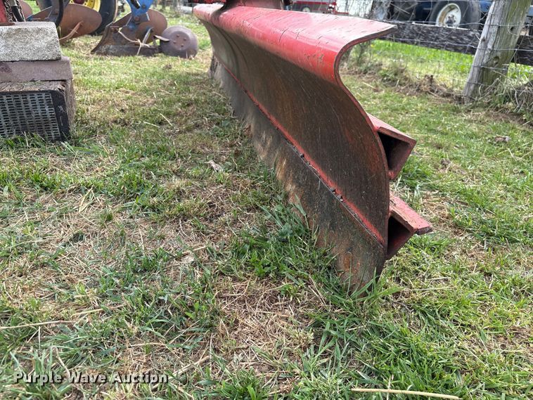 image for item DT0193 TufLine Grader Plow GB4 96 blade