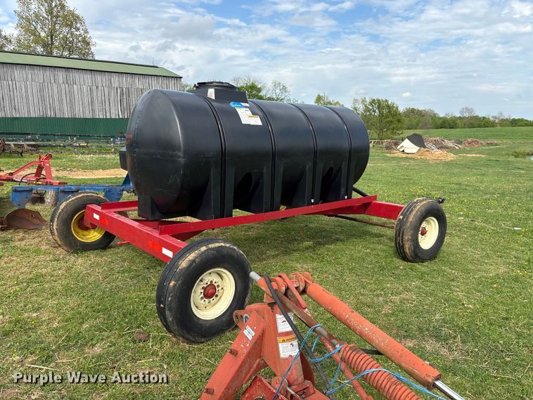 image for item DT0194 2023 Ace Roto-Mold tank trailer