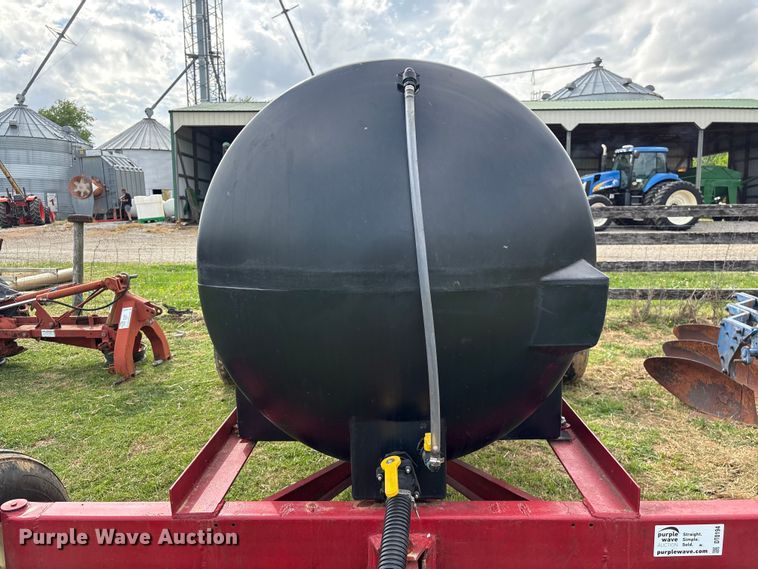 image for item DT0194 2023 Ace Roto-Mold tank trailer