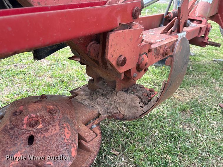 image for item DT0195 New Holland 616 disc mower