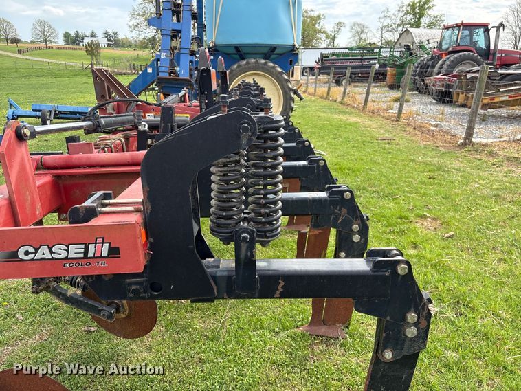 image for item DT0197 2004 Case 2500 ripper