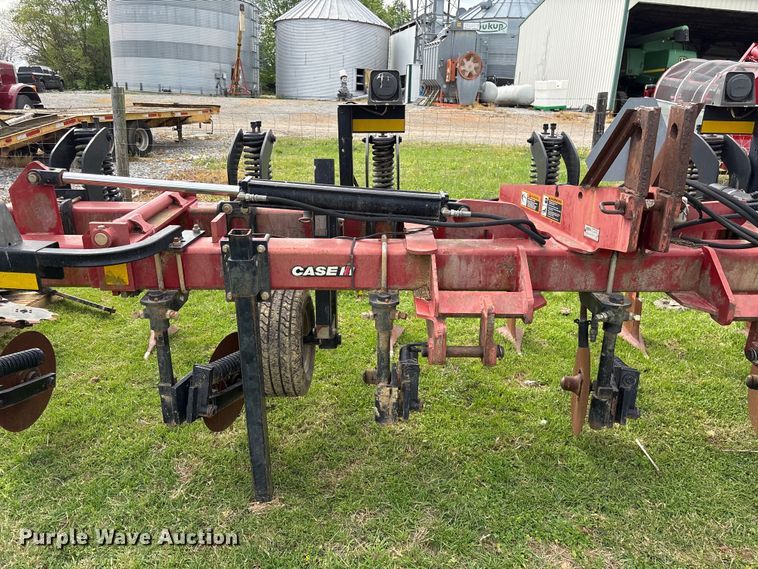 image for item DT0197 2004 Case 2500 ripper