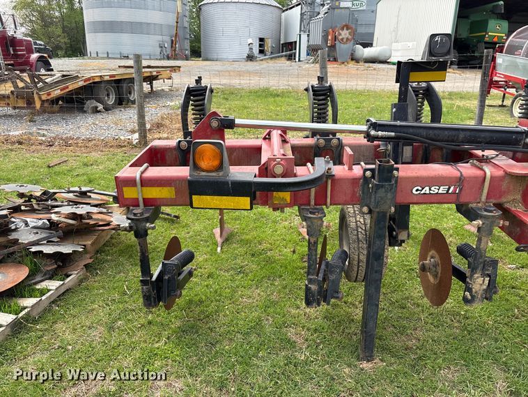 image for item DT0197 2004 Case 2500 ripper