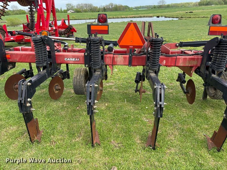 image for item DT0197 2004 Case 2500 ripper