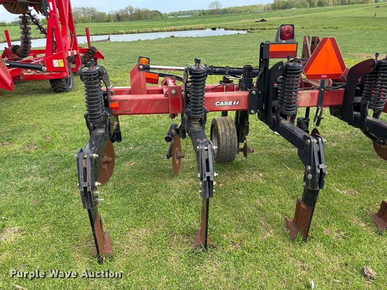 image for item DT0197 2004 Case 2500 ripper