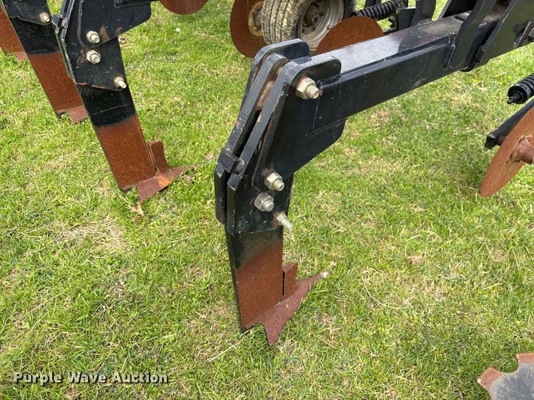 image for item DT0197 2004 Case 2500 ripper