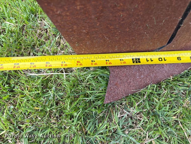 image for item DT0197 2004 Case 2500 ripper