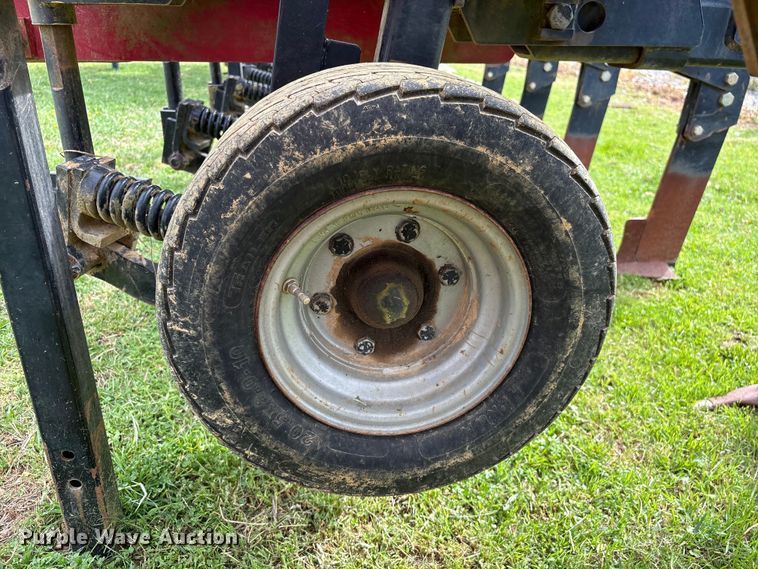 image for item DT0197 2004 Case 2500 ripper