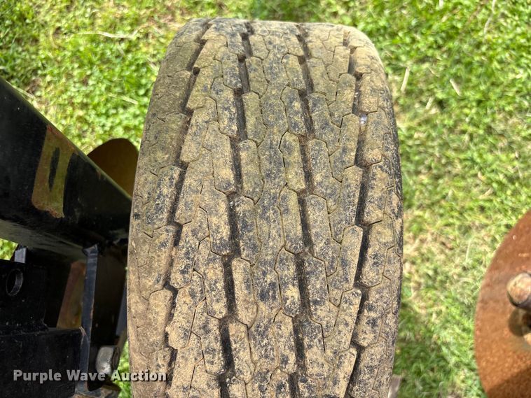 image for item DT0197 2004 Case 2500 ripper