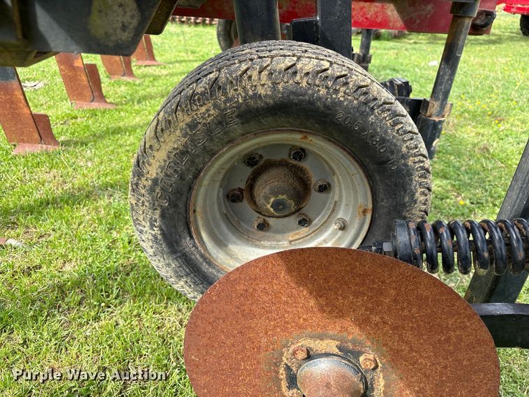 image for item DT0197 2004 Case 2500 ripper