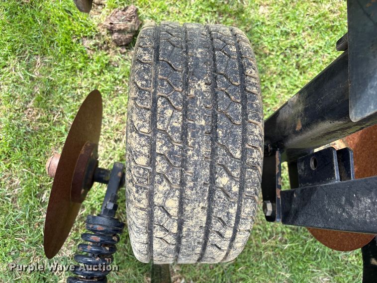 image for item DT0197 2004 Case 2500 ripper