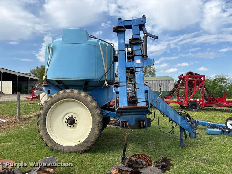 image for item DT0198 Thurston Manufacturing BLU-JET AT4610 liquid fertilizer applicator