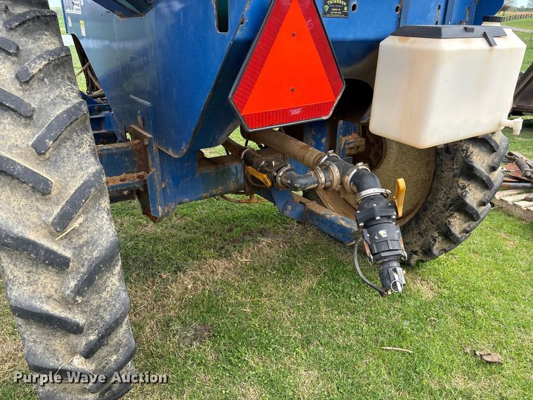 image for item DT0198 Thurston Manufacturing BLU-JET AT4610 liquid fertilizer applicator