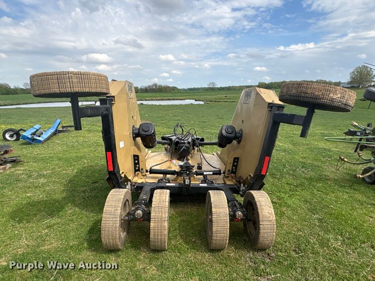 image for item DT0199 2019 Land Pride RC4715 batwing rotary mower