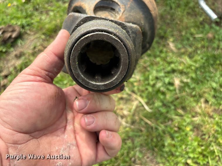 image for item DT0199 2019 Land Pride RC4715 batwing rotary mower