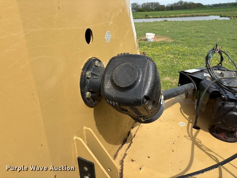 image for item DT0199 2019 Land Pride RC4715 batwing rotary mower